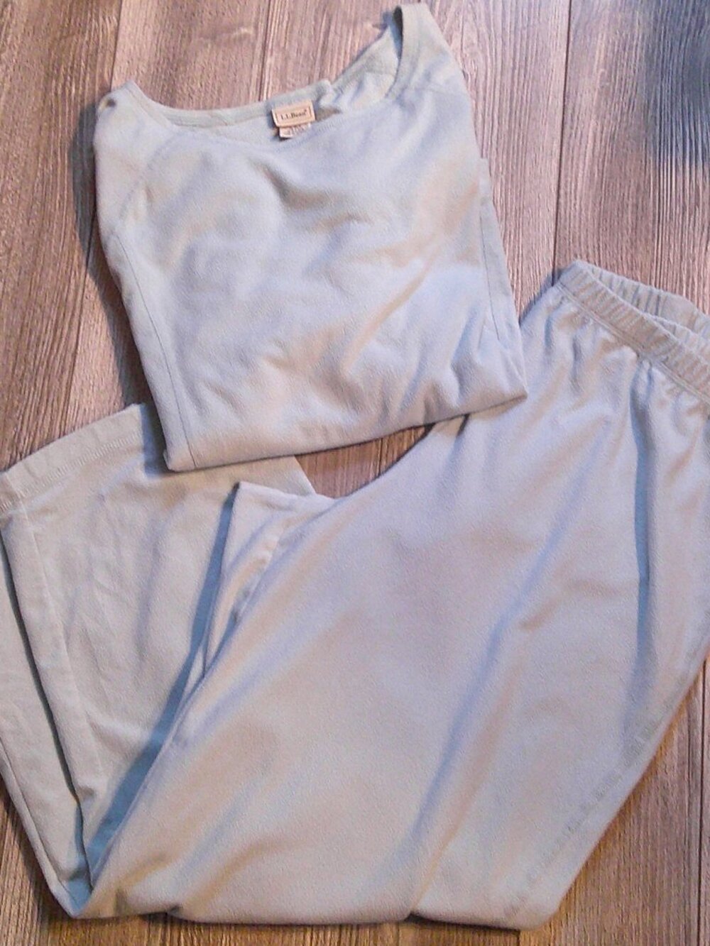 L.L.BEAN 2-Pc Microfleece Long Sleeve PAJAMA SET Soft Seafoam Woman Sz M Petite